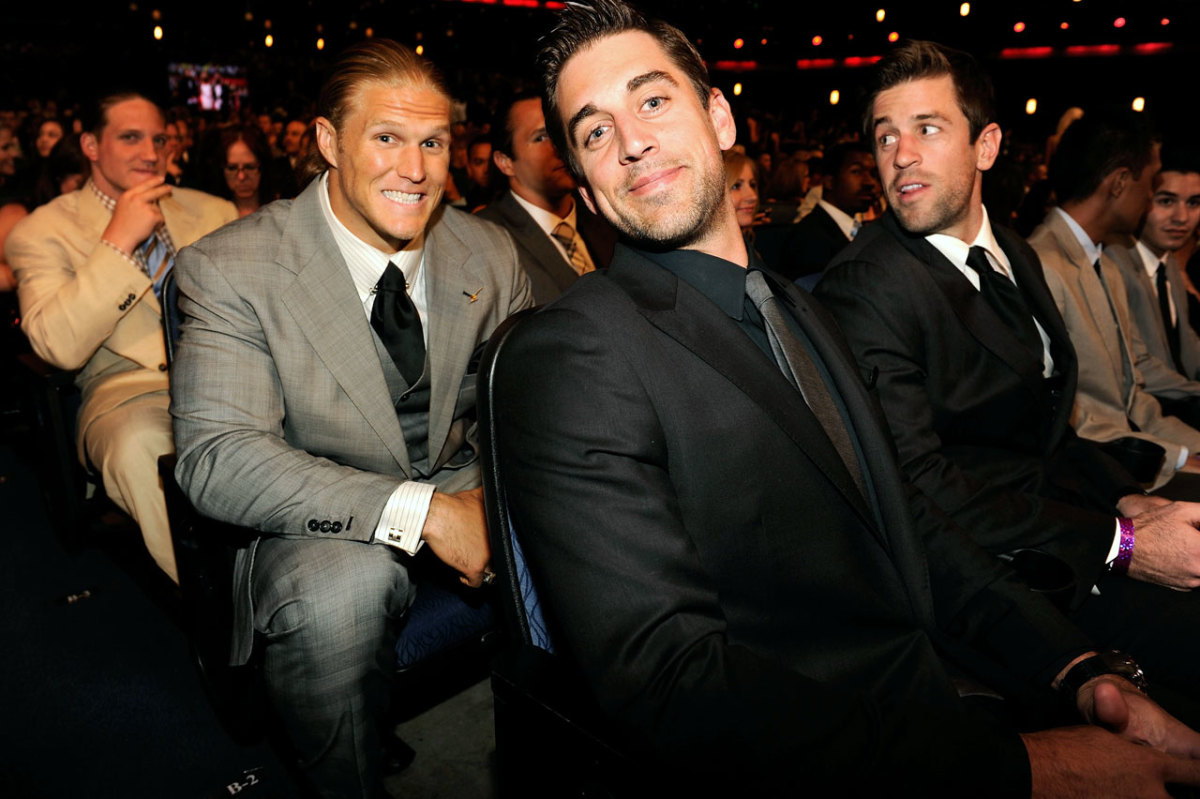 2011-aaron-rodgers-clay-matthews-118991541.jpg